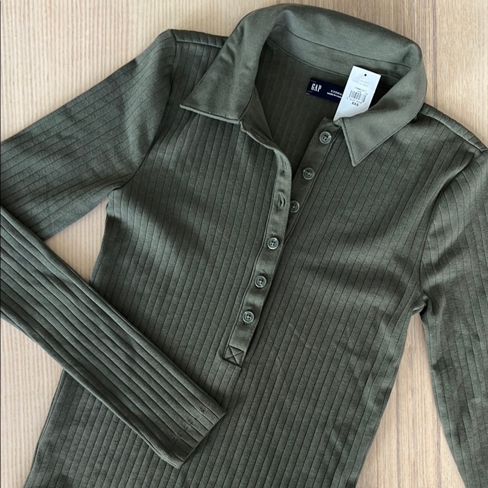 Gap Women’s Collared Long Sleeve XXS NWT